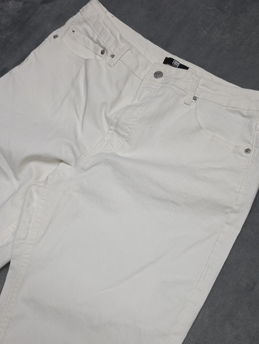 Frye Women's Off-White Relaxed Jeans